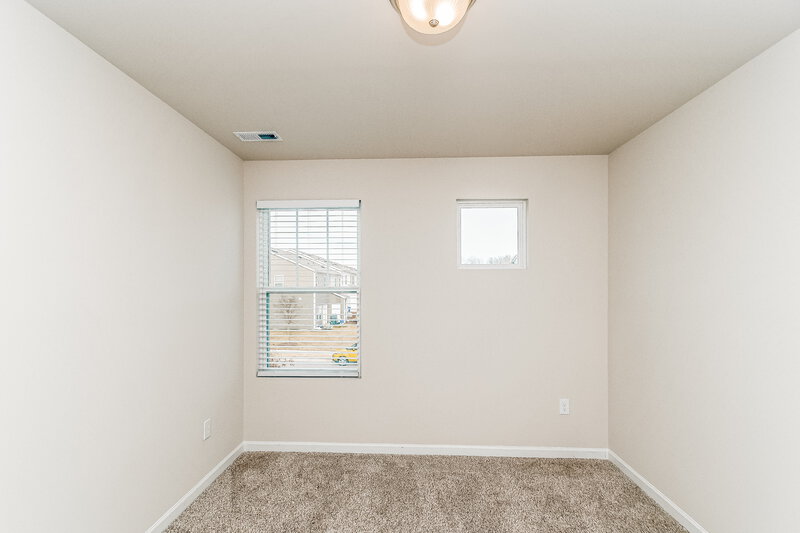 1,615/Mo, 206 Brook Farm Ln Fuquay Varina, NC 27526 Bedroom View