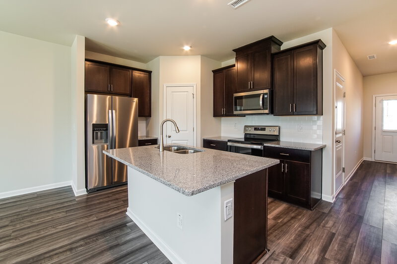 1,790/Mo, 921 Field Ivy Dr Fuquay Varina, NC 27526 Kitchen View