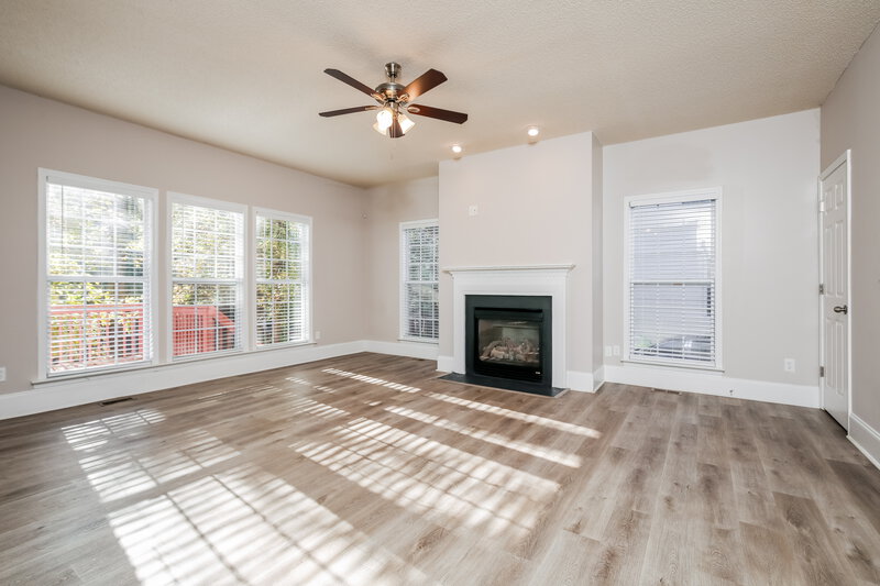 3,150/Mo, 8524 Bratt Ave Wake Forest, NC 27587 Living Room View 3