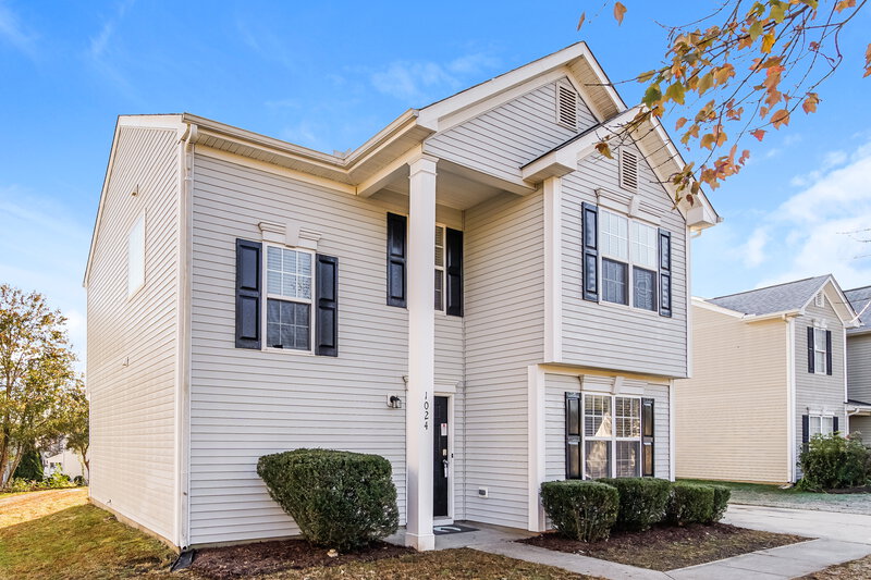 1,900/Mo, 1024 Penncross Dr Raleigh, NC 27610 Front View