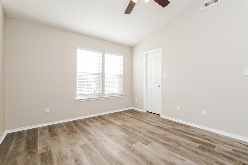 1,900/Mo, 1024 Penncross Dr Raleigh, NC 27610 Main Bedroom View