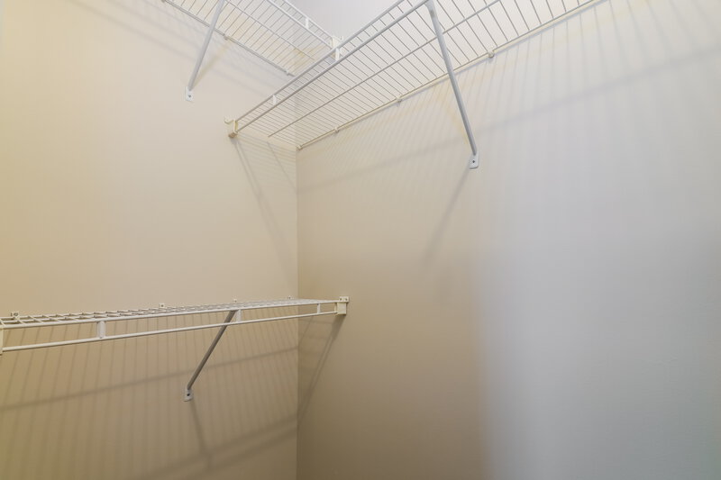 1,870/Mo, 3824 Lodgepole Ln Raleigh, NC 27616 Amenities View