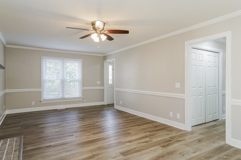 2,180/Mo, 105 Steelwood Ct Garner, NC 27529 Living Room View 2