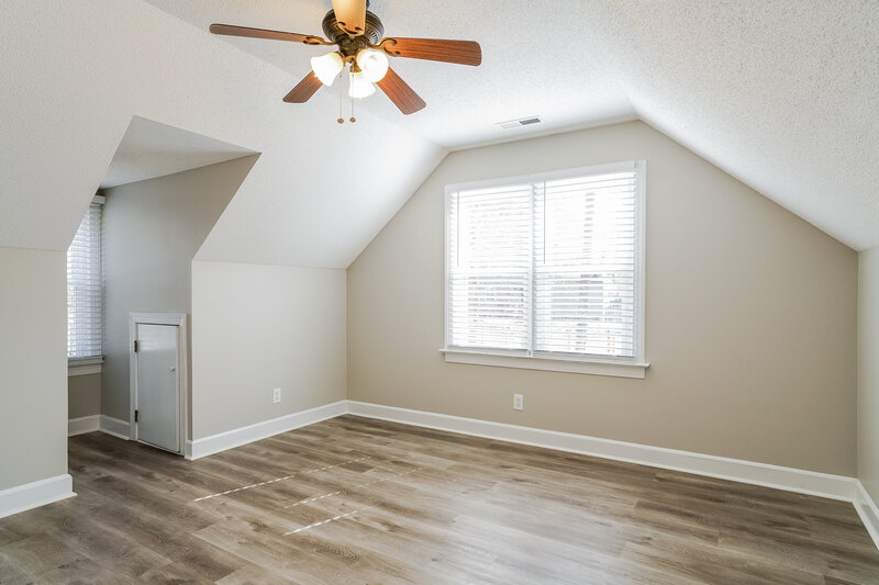 2,180/Mo, 105 Steelwood Ct Garner, NC 27529 Family Room View