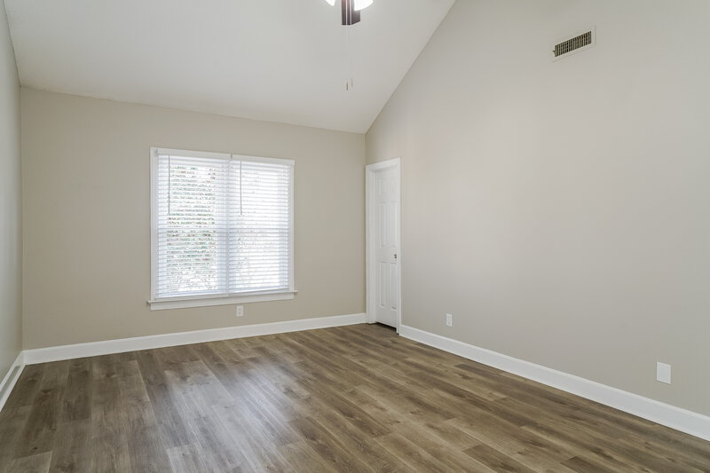 2,180/Mo, 105 Steelwood Ct Garner, NC 27529 Main Bedroom View