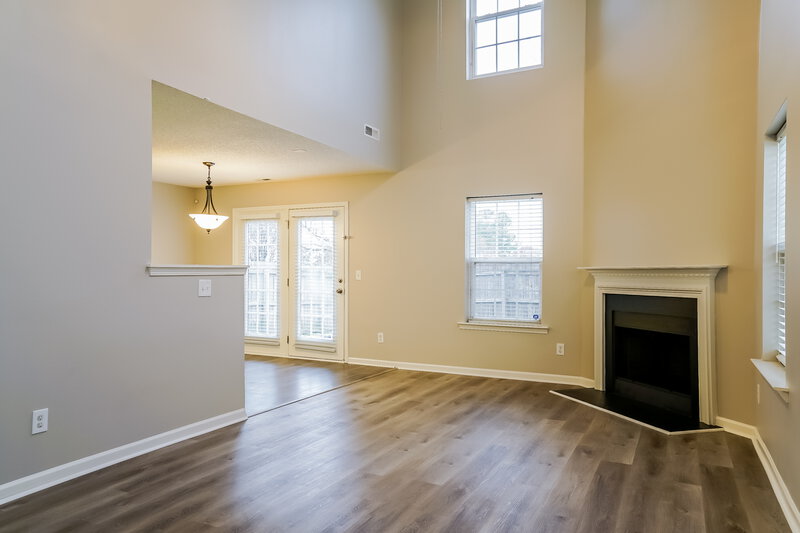 1,980/Mo, 7205 Brighton Hill Ln Raleigh, NC 27616 Living Room View