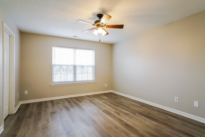 1,980/Mo, 7205 Brighton Hill Ln Raleigh, NC 27616 Main Bedroom View