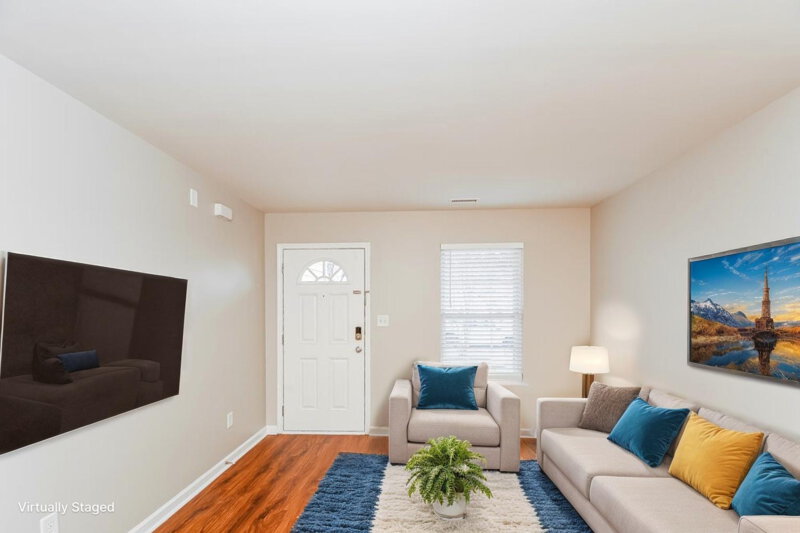 2,570/Mo, 2822 Filbert St Raleigh, NC 27610 Misc View