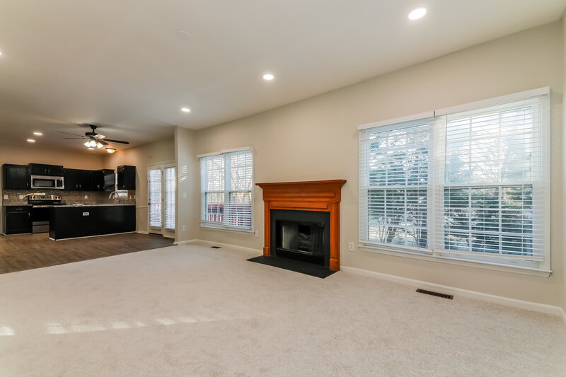 2,280/Mo, 1000 Angel Oaks Ct Raleigh, NC 27610 Family Room View 2