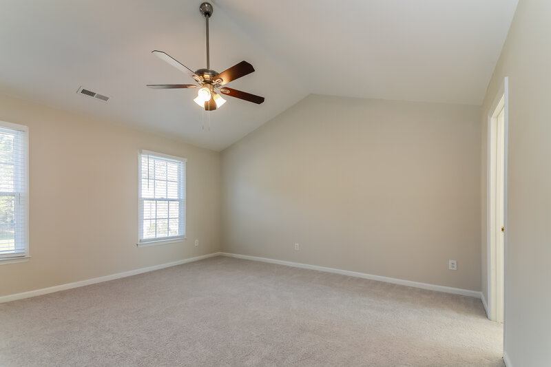 2,280/Mo, 1000 Angel Oaks Ct Raleigh, NC 27610 Main Bedroom View