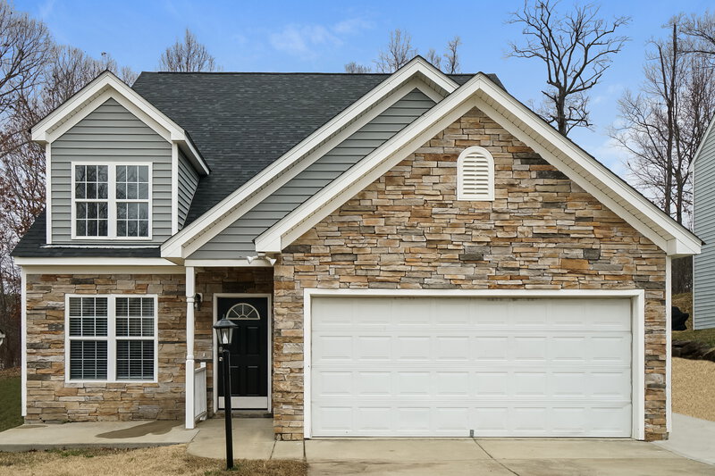 2,025/Mo, 1422 Southgate Dr Raleigh, NC 27610 External View