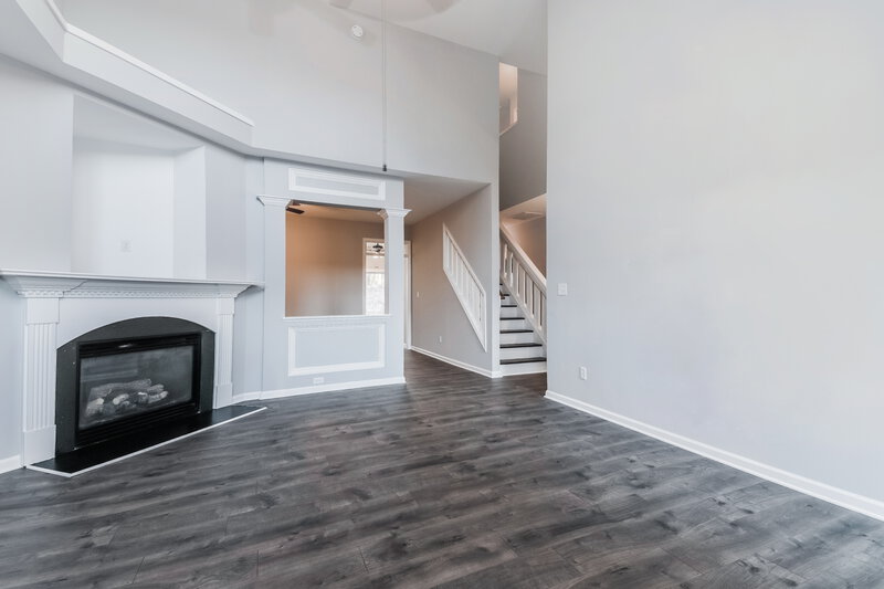 2,025/Mo, 1422 Southgate Dr Raleigh, NC 27610 Living Room View 2