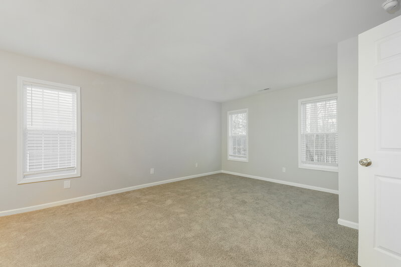 2,025/Mo, 1422 Southgate Dr Raleigh, NC 27610 Main Bedroom View 2