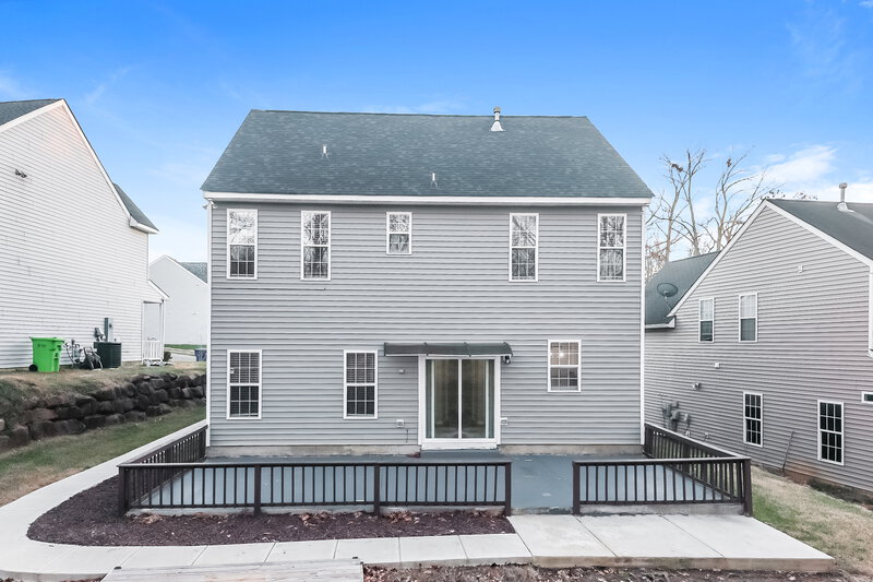 2,025/Mo, 1422 Southgate Dr Raleigh, NC 27610 Rear View