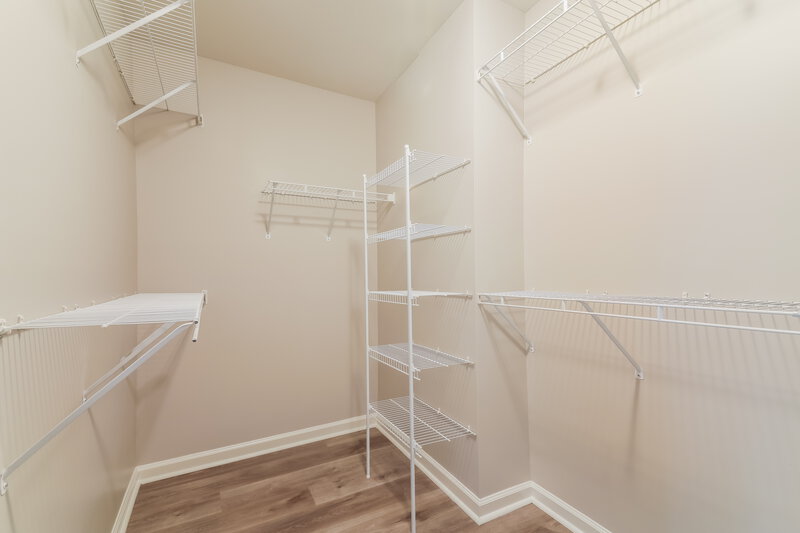 2,125/Mo, 5150 Wetlands Dr Raleigh, NC 27610 Walk In Closet View