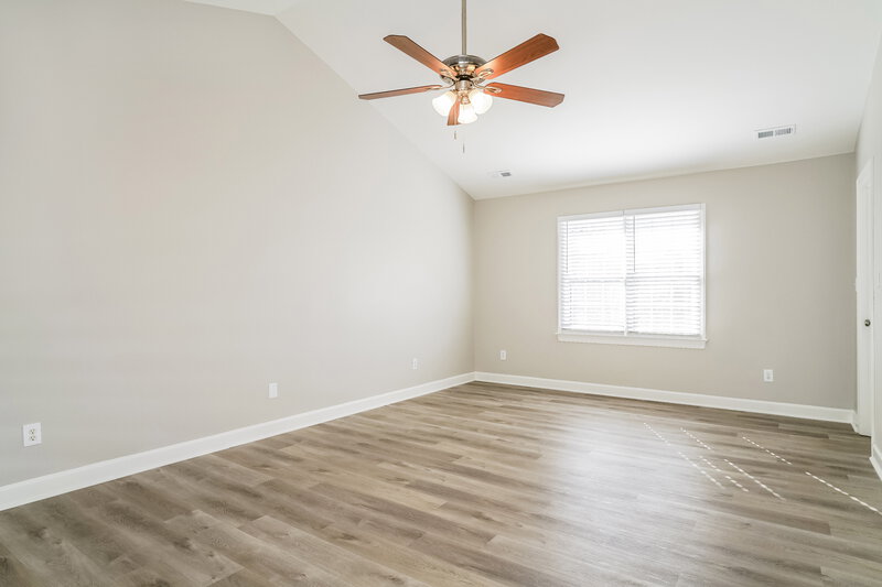 2,065/Mo, 9536 White Carriage Dr Wake Forest, NC 27587 Living Room View