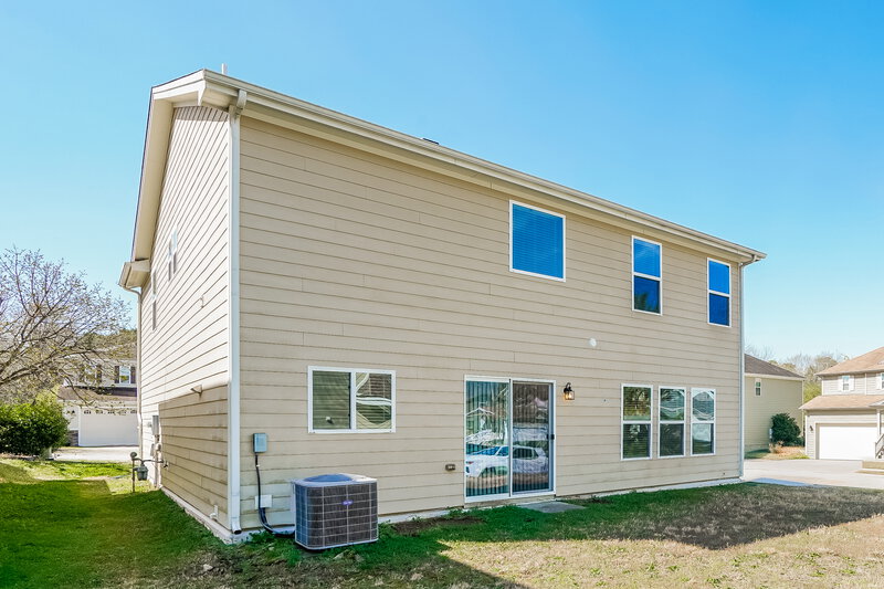 2,255/Mo, 4901 Autumn Sage Lndg Raleigh, NC 27616 Rear View