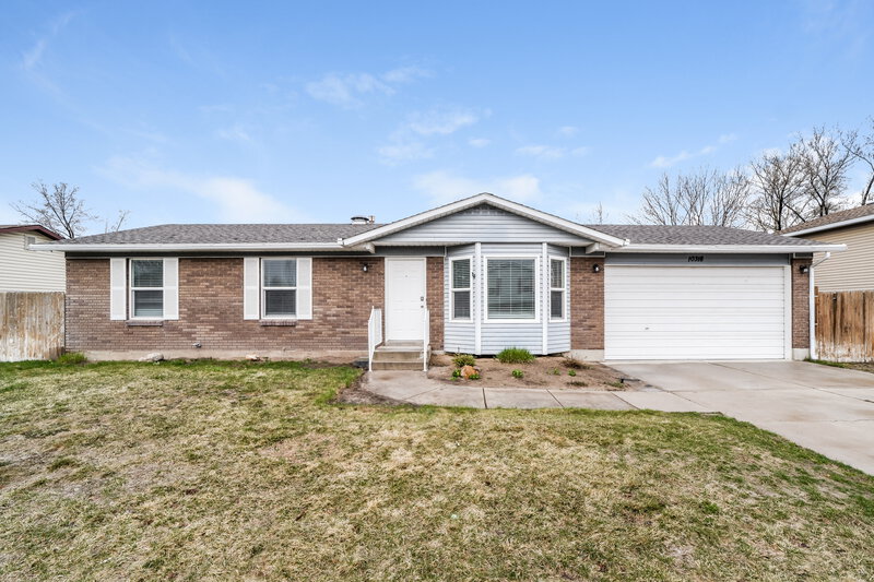 3,210/Mo, 10318 S Leilani Dr Sandy, UT 84070 External View