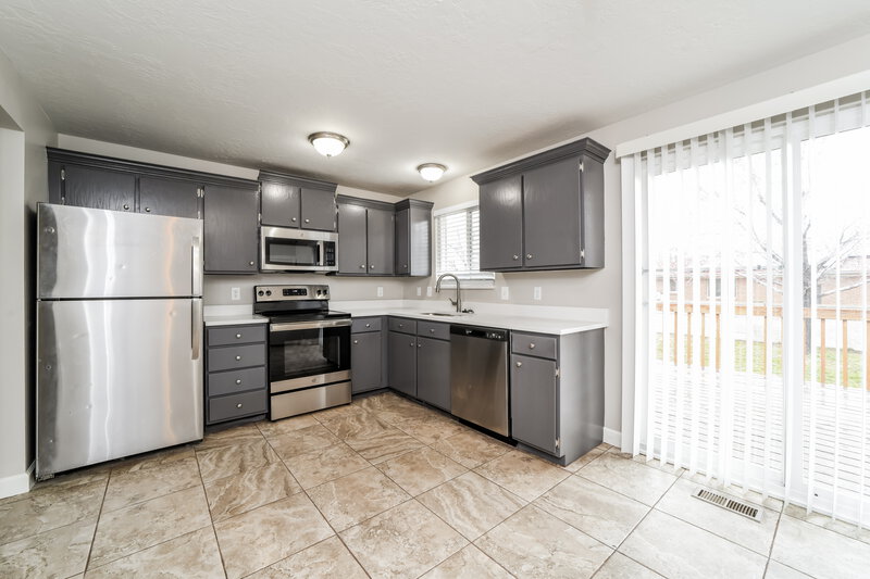3,210/Mo, 10318 S Leilani Dr Sandy, UT 84070 Misc View 5