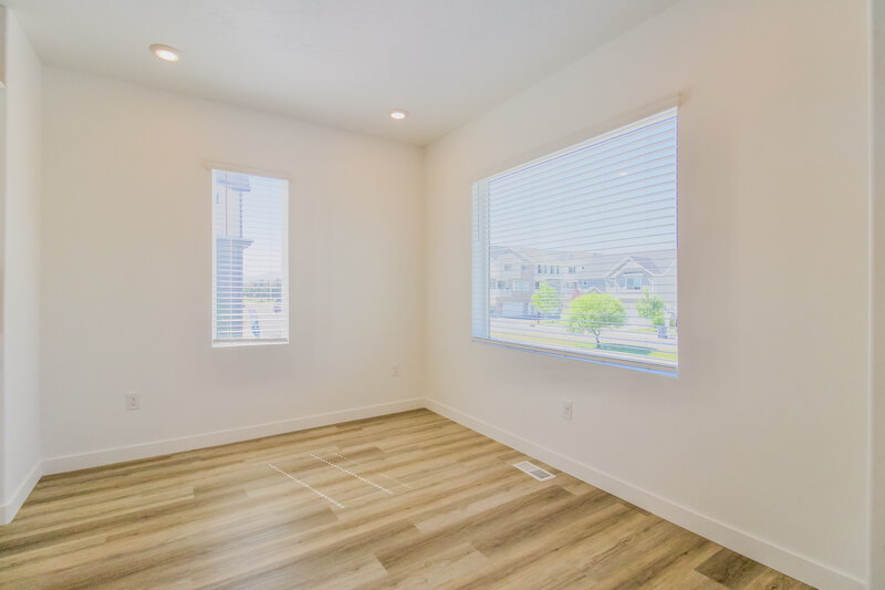 2,425/Mo, 1215 W 100 S Pleasant Grove, UT 84062 Dining Room View