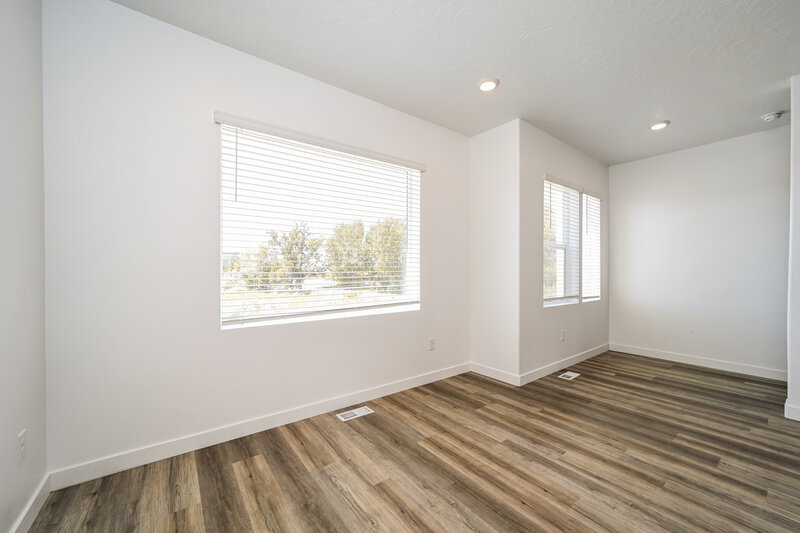 2,425/Mo, 1179 W 120 S Pleasant Grove, UT 84062 Dining Room View