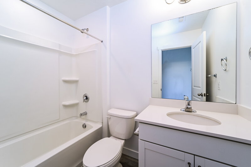 2,425/Mo, 1179 W 120 S Pleasant Grove, UT 84062 Bathroom View 2