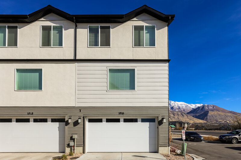 2,680/Mo, 1016 West 90 South Pleasant Grove, UT 84062 Rear View