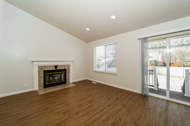 3,180/Mo, 2076 Allison Way Syracuse, UT 84075 Misc View 2
