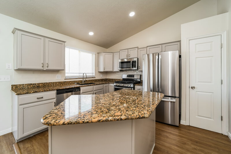3,180/Mo, 2076 Allison Way Syracuse, UT 84075 Misc View 5