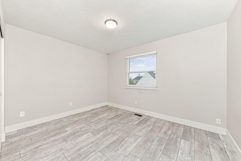 2,450/Mo, 4901 Banquet Ave West Jordan, UT 84081 Bedroom View