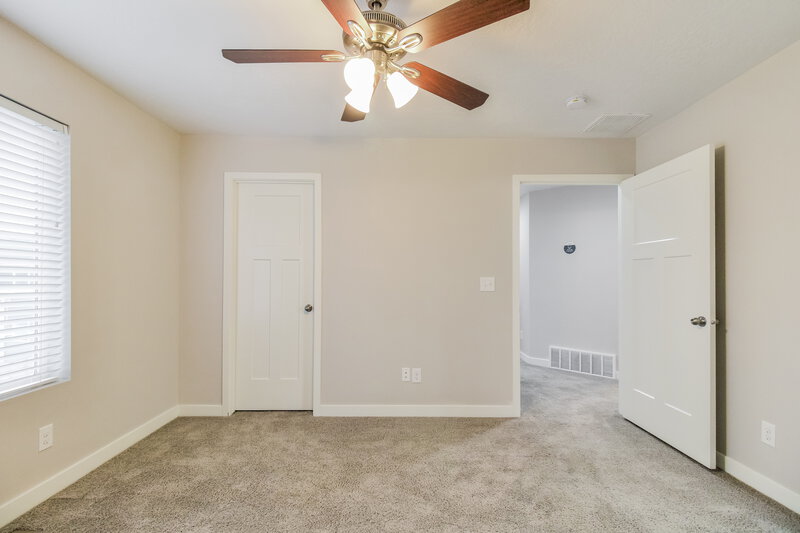 2,525/Mo, 850 W Shelton Way Unit 174 Midvale, UT 84047 Main Bedroom View