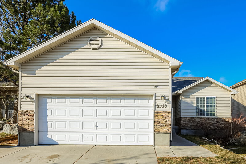 2,865/Mo, 8558 Maul Oak Dr West Jordan, UT 84081 External View