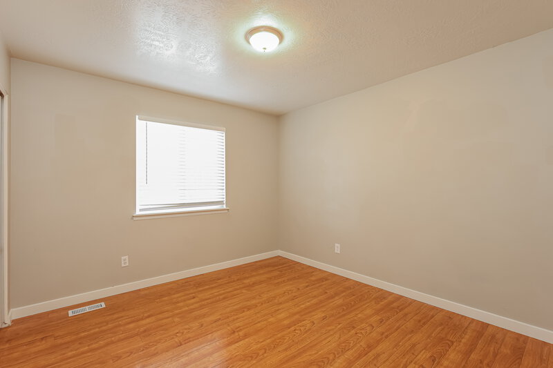 2,865/Mo, 8558 Maul Oak Dr West Jordan, UT 84081 Bedroom View