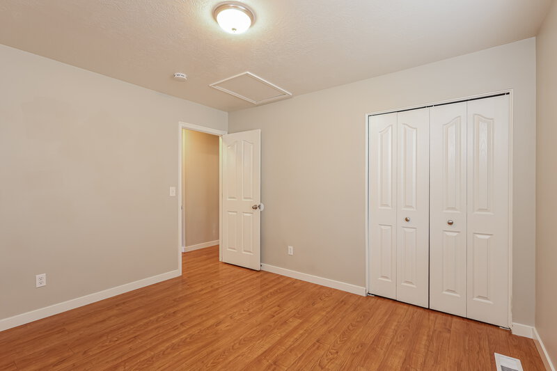 2,865/Mo, 8558 Maul Oak Dr West Jordan, UT 84081 Bedroom View 2