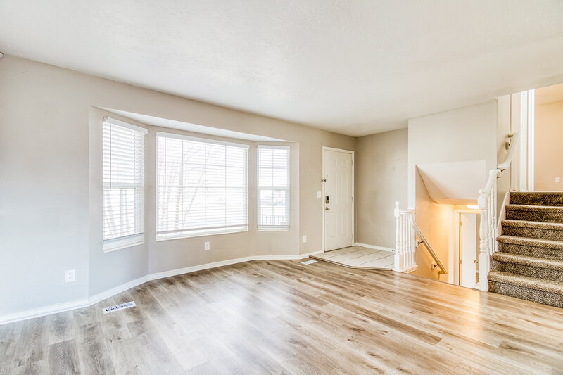 2,795/Mo, 3988 Burningham Dr Salt Lake City, UT 84119 Living Room View