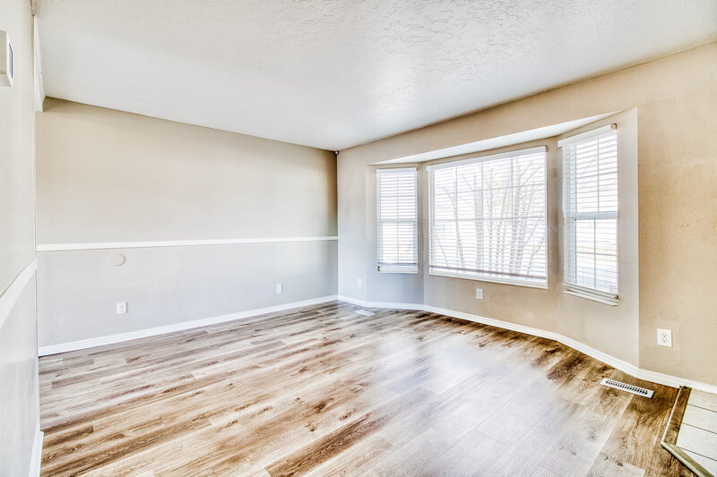 2,795/Mo, 3988 Burningham Dr Salt Lake City, UT 84119 Living Room View 2