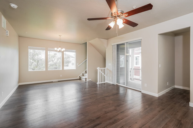 2,555/Mo, 7563 Wiles Pl Midvale, UT 84047 Living Room View