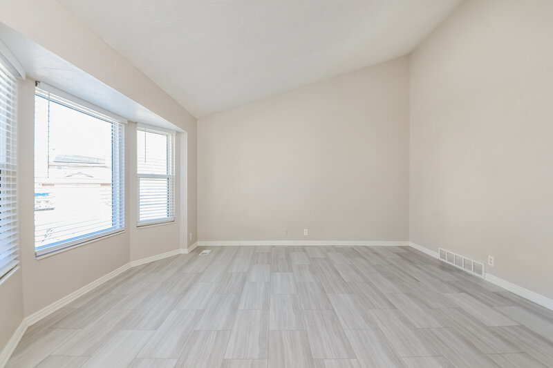 2,955/Mo, 780 Sandy Dunes Dr Sandy, UT 84094 Misc View 2