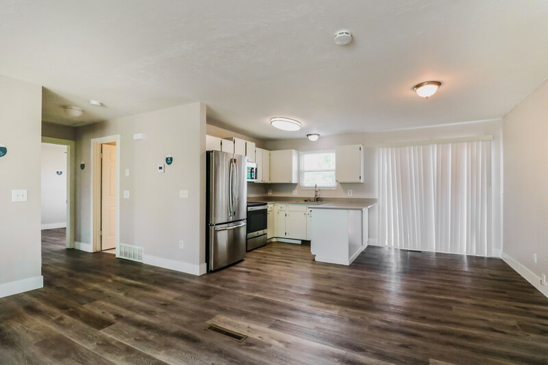 2,585/Mo, 5408 Hunter Dr Salt Lake City, UT 84120 Misc View 2
