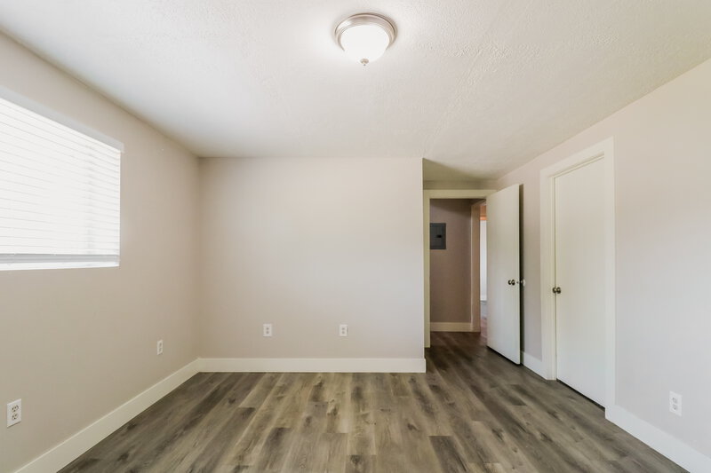 2,585/Mo, 5408 Hunter Dr Salt Lake City, UT 84120 Misc View 6