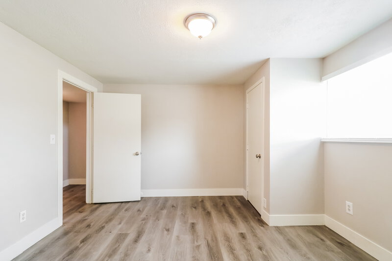 2,585/Mo, 5408 Hunter Dr Salt Lake City, UT 84120 Misc View 10