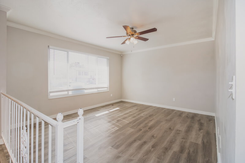 2,240/Mo, 5496 W 6600 S West Jordan, UT 84081 Living Room View