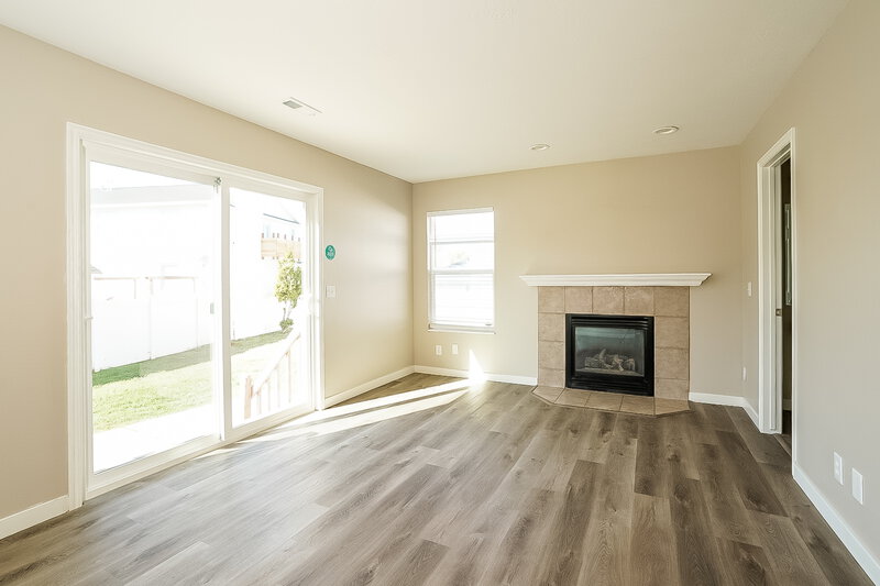 2,645/Mo, 1348 Callaway Ct Taylorsville, UT 84123 Family Room View