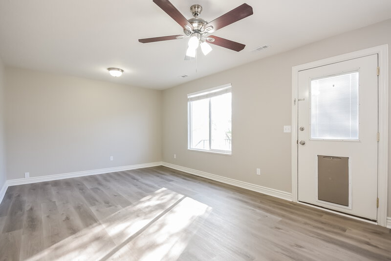 2,505/Mo, 5817 S 4150 W Roy, UT 84067 Misc View 4