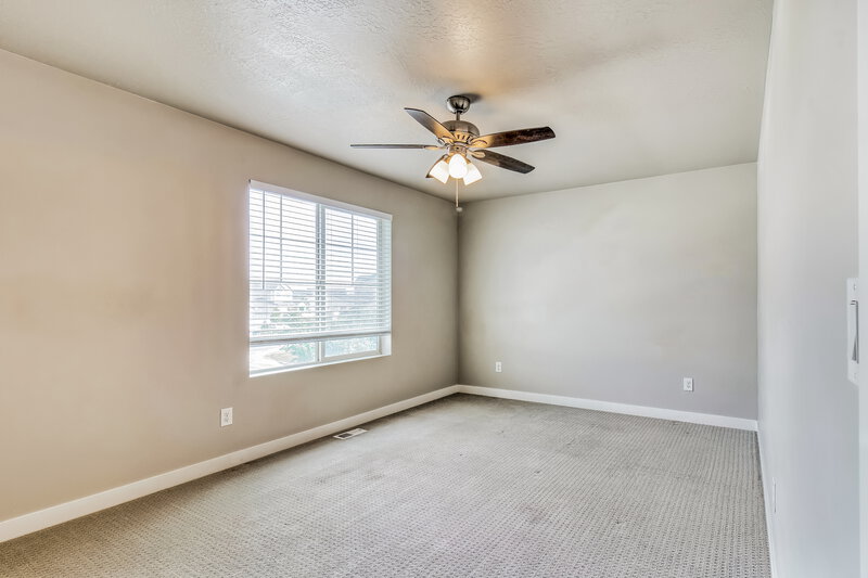 2,250/Mo, 1083 W Osprey Dr Stansbury Park, UT 84074 Main Bedroom View