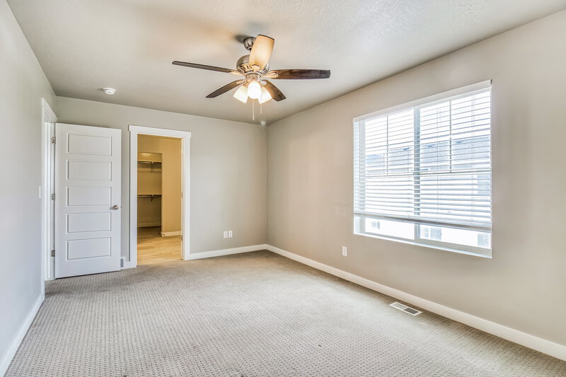 2,250/Mo, 1083 W Osprey Dr Stansbury Park, UT 84074 Main Bedroom View 2