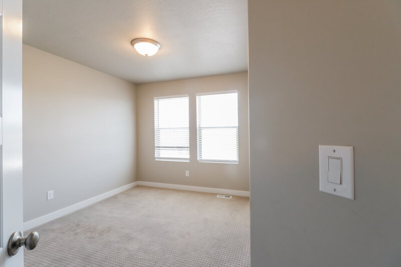 2,640/Mo, 1083 W Osprey Dr Stansbury Park, UT 84074 Misc View 10
