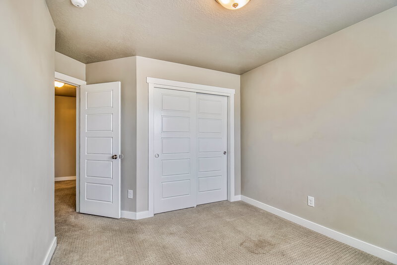 2,250/Mo, 1083 W Osprey Dr Stansbury Park, UT 84074 Bedroom View 4