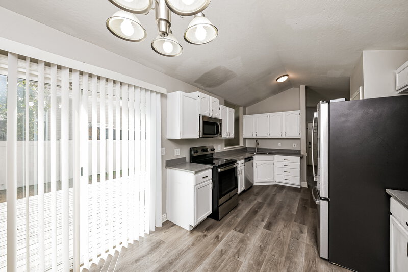 3,070/Mo, 11959 Aspen Ridge Rd Sandy, UT 84094 Dining Room View