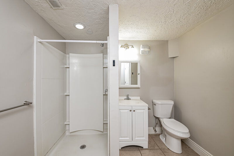 3,070/Mo, 11959 Aspen Ridge Rd Sandy, UT 84094 Main Bathroom View